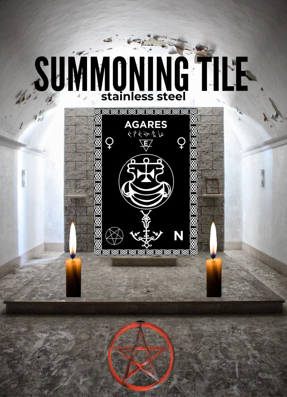 Invocation-Alignment-Pad-with-the-Sigil-of-Agares-for-home-altar-Hekserij